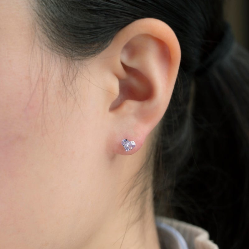 K10 WG キュービックジルコニア ピアス