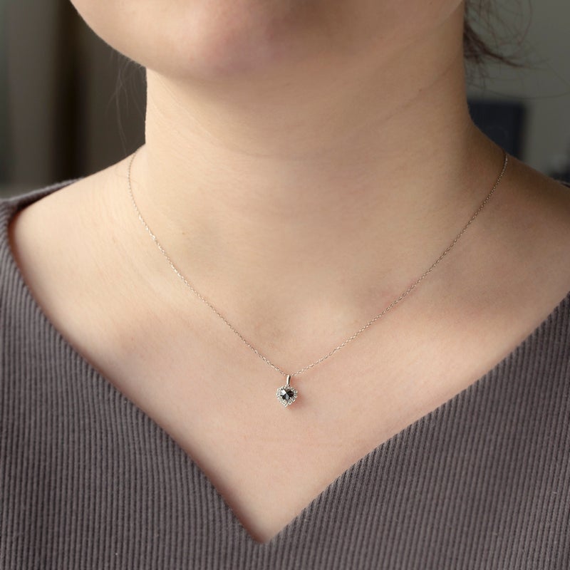 0.3ct プラチナ ブラックダイヤモンド ネックレス