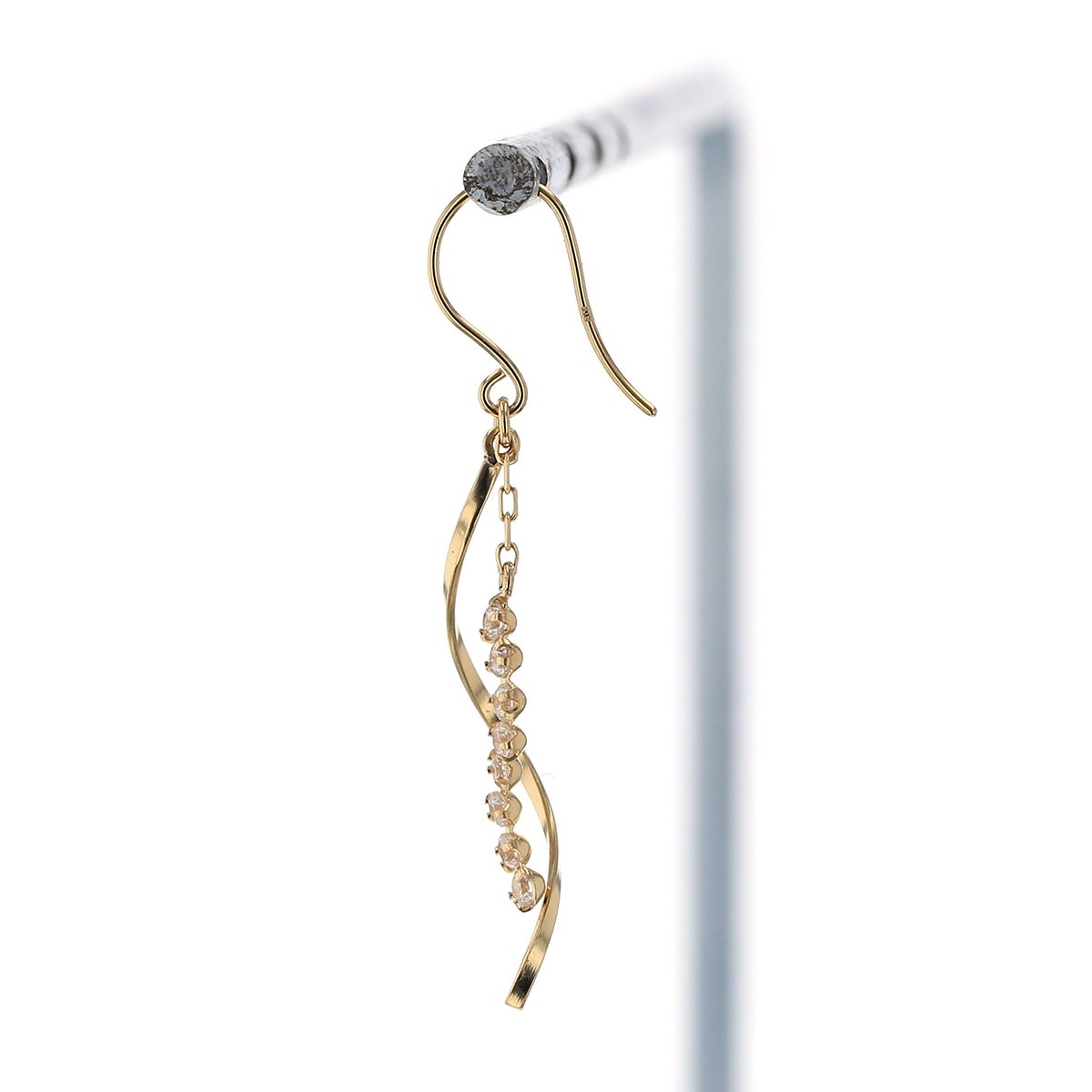 K18 YG キュービックジルコニア ピアス イエローゴールド ロングピアス 18K 18金 妻 彼女 レディース ギフト 誕生日プレゼント 20代 30代 40代 揺れる