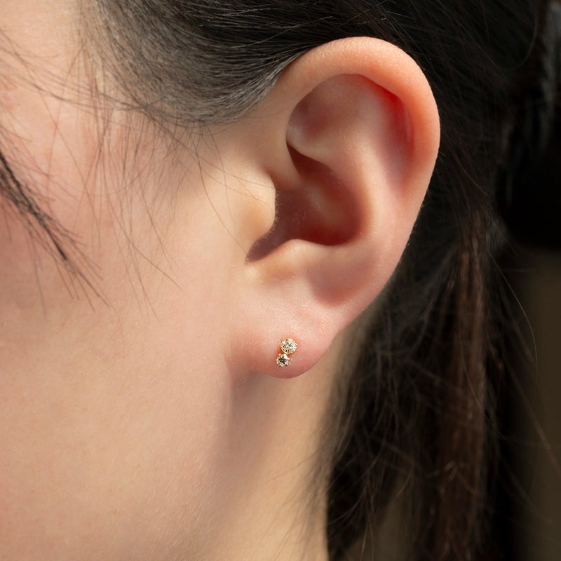 K10 YG ダイヤモンド ピアス