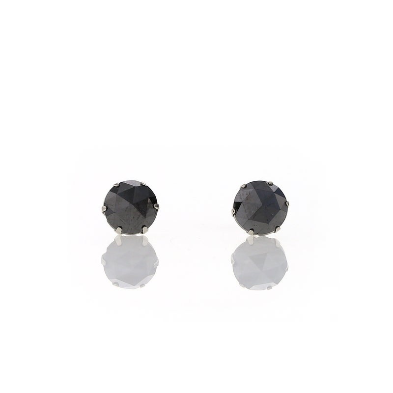 プラチナ 一粒 ブラックダイヤモンド ピアス