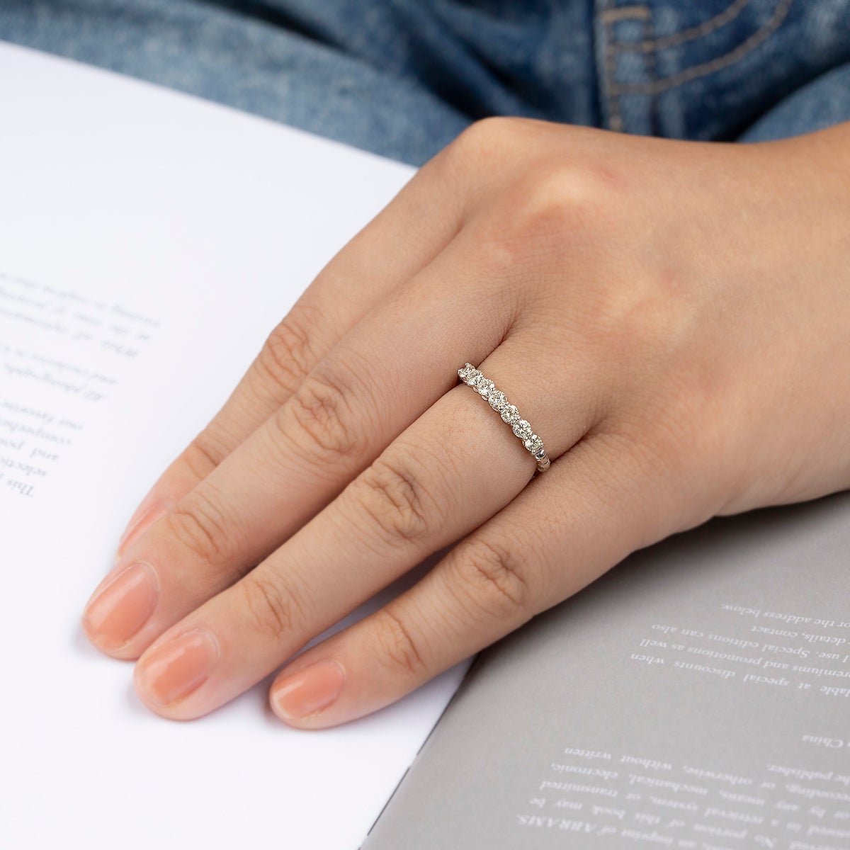 プラチナ ダイヤモンド ストレッチリング 0.5ct