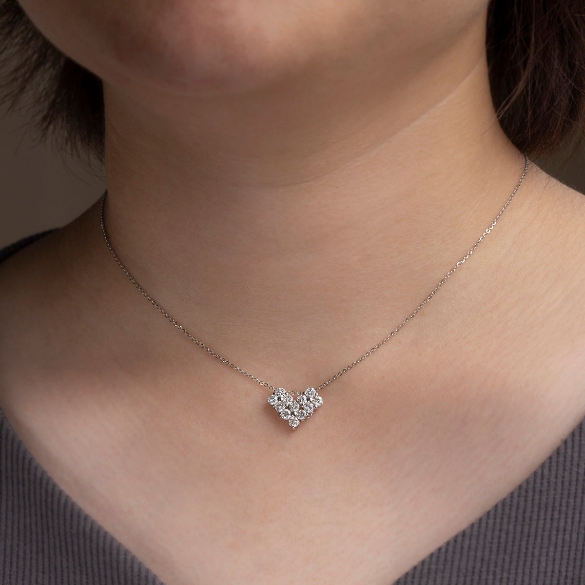 プラチナ 3ストーン ダイヤモンドネックレス 0.3ct