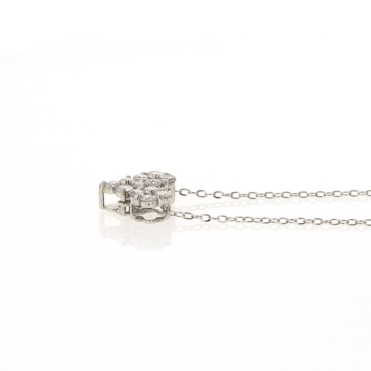 プラチナ 3ストーン ダイヤモンドネックレス 0.3ct